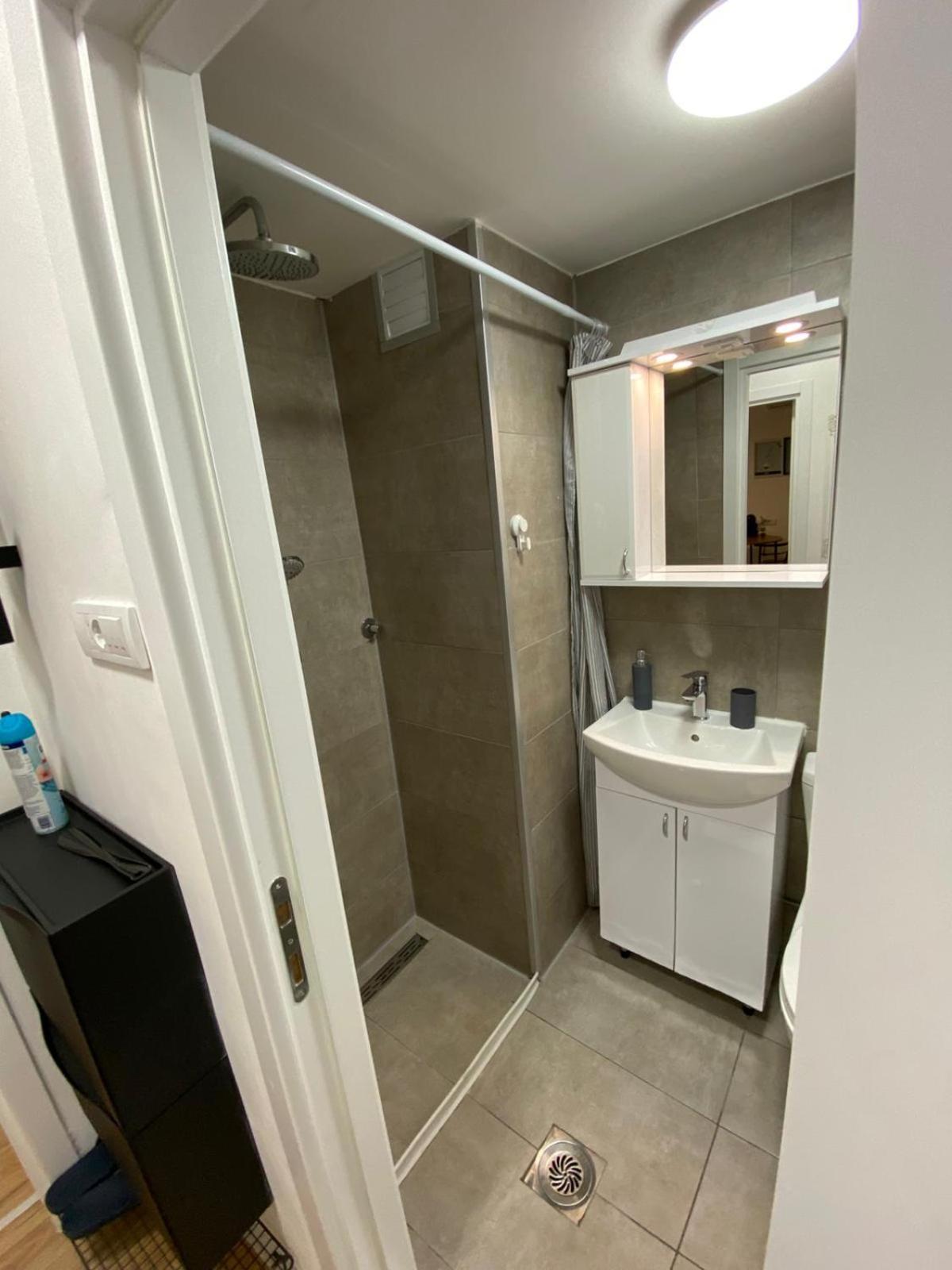 Urban Oasis Apartment Sajmiste Eksteriør billede